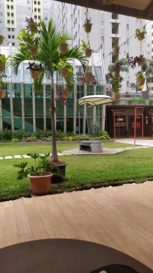 Apartment Kalibata City By Ari Jakarta Eksteriør billede
