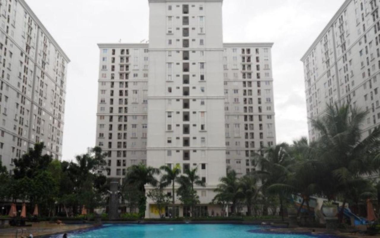 Apartment Kalibata City By Ari Jakarta Eksteriør billede