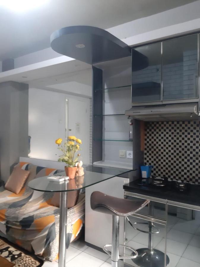 Apartment Kalibata City By Ari Jakarta Eksteriør billede