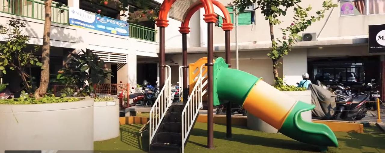Apartment Kalibata City By Ari Jakarta Eksteriør billede