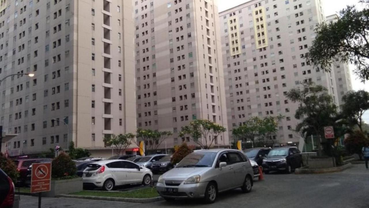 Apartment Kalibata City By Ari Jakarta Eksteriør billede